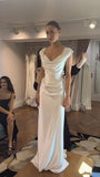 Off The Shoulder Ivory Wedding Dresses, Pleated Bridal Gown, HZ0307