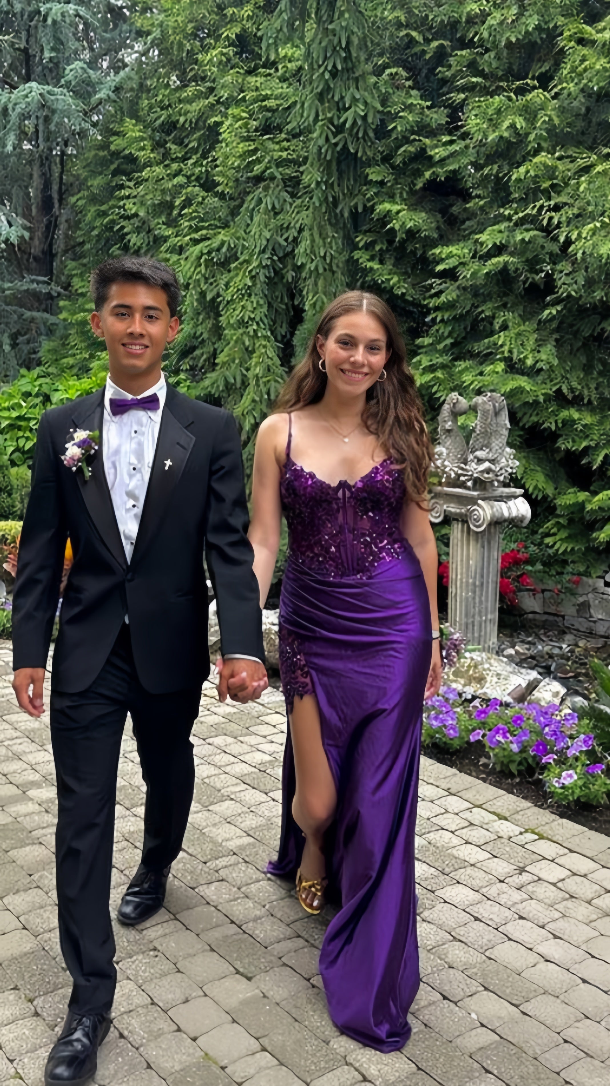 Purple V-Neck Mermaid Prom Dresses Appliques Lace Appliques Party Dress With Side HZ0307