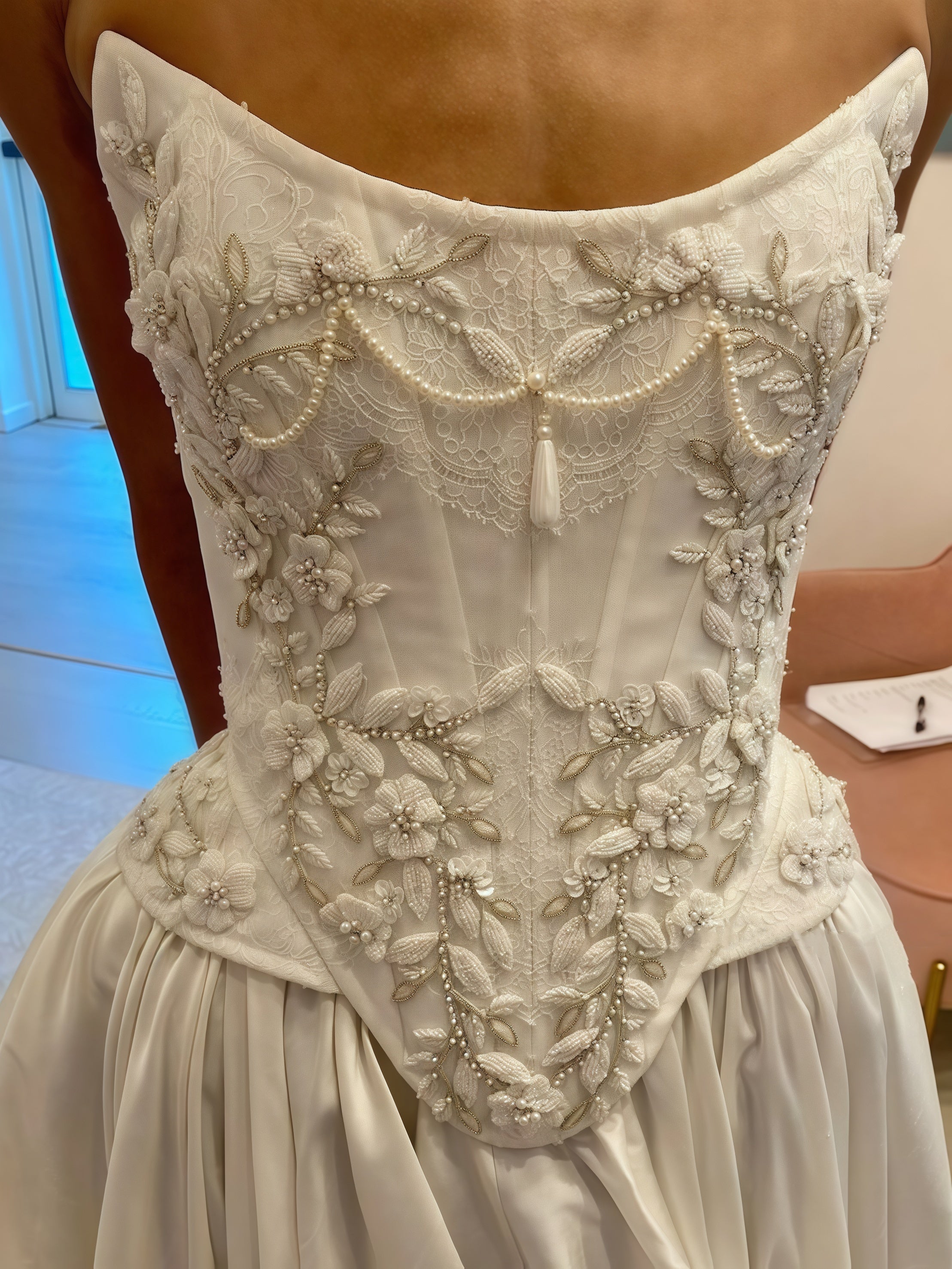 Strapless Lace Satin Wedding Dress - Vintage White Bridal Gown with HZ0307