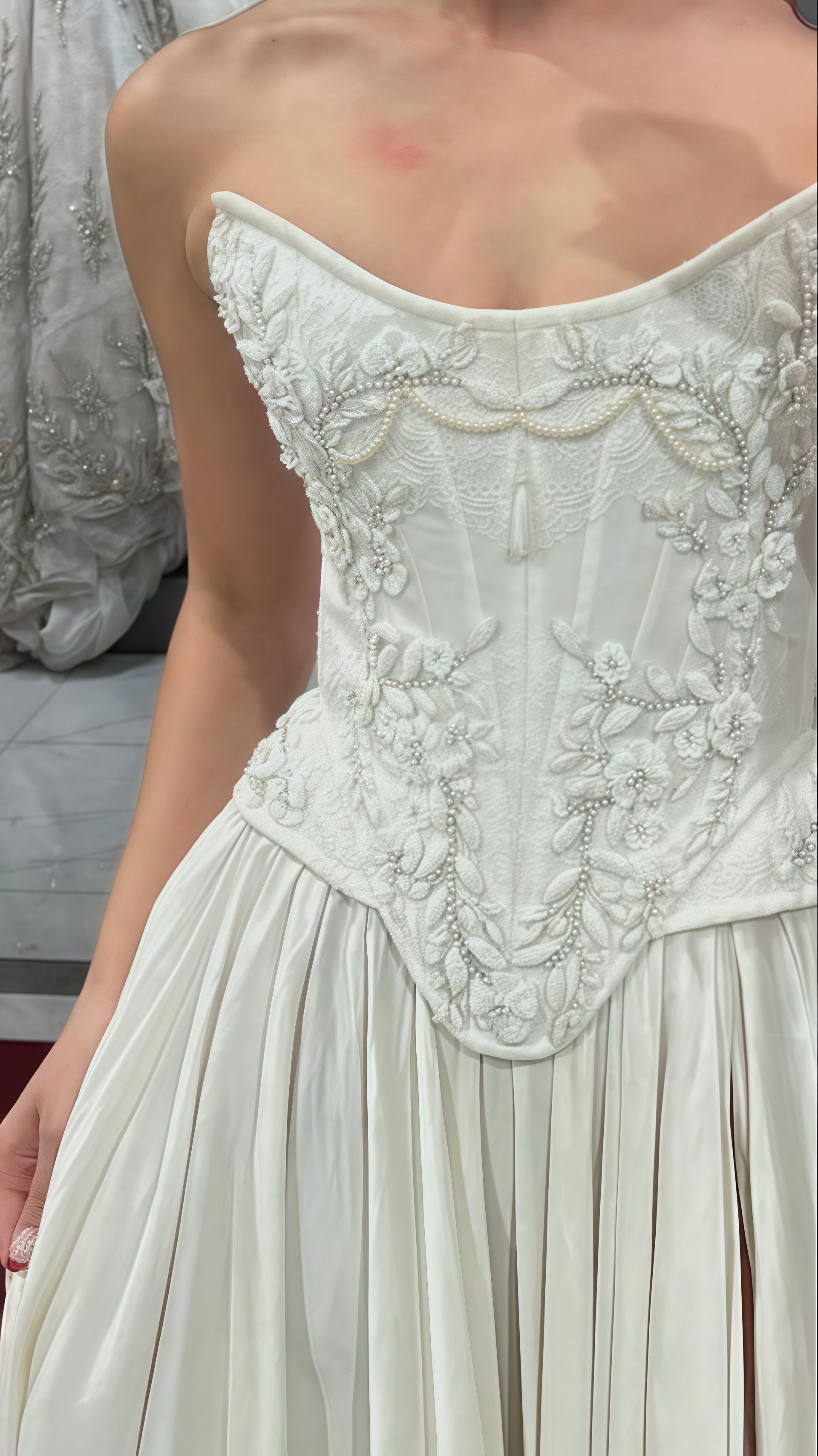 Strapless Lace Satin Wedding Dress - Vintage White Bridal Gown with HZ0307