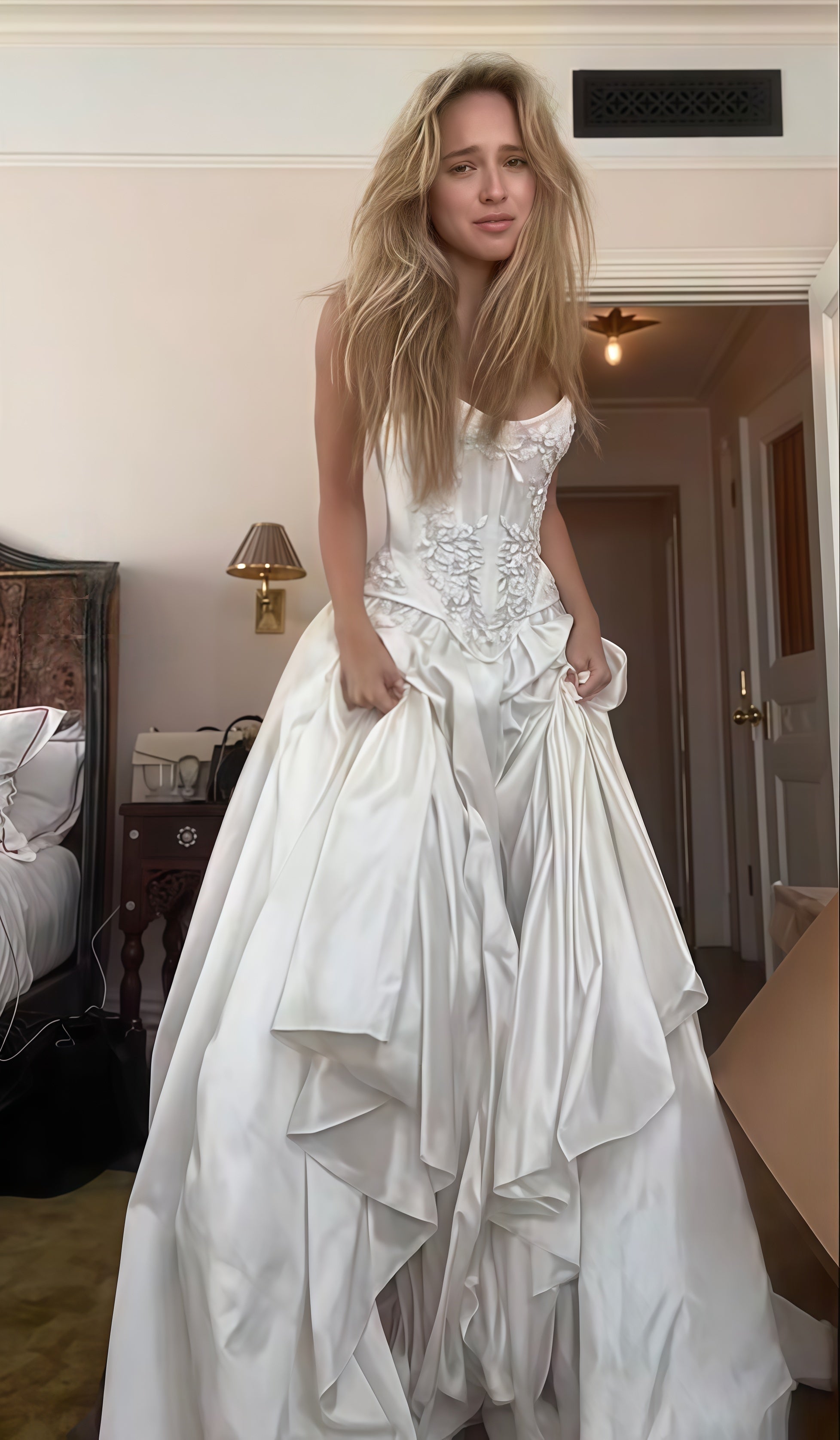 Strapless Lace Satin Wedding Dress - Vintage White Bridal Gown with HZ0307